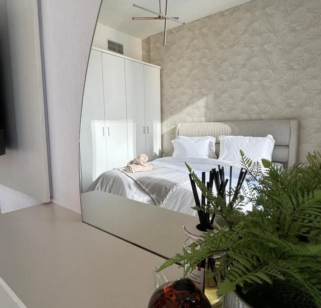 Amazing 1 Bedroom - Downtown Dubai, Canal & Burj Views United Arab Emirates